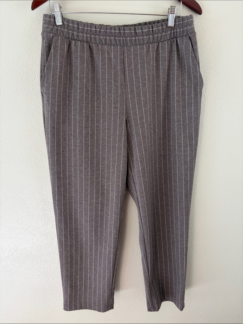 A New Day comfy cropped striped trouser style womens pants | size medium